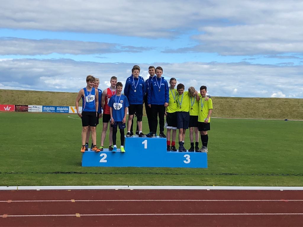 Boðhlaupssveit 13-14 ára stráka