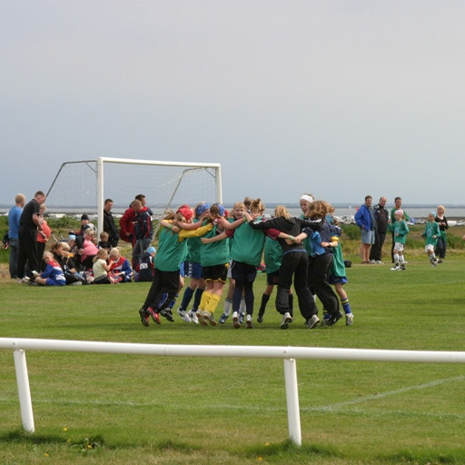 Anna Elísabet Hrólfsdóttir var liðstjóri Landsbankaliðsins. Eftir verðskuldaðan sigur var tekinn ole- hringur