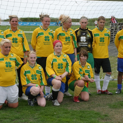 Sjöfn og Sólrún Björg kepptu í blönduðu liði UMSB