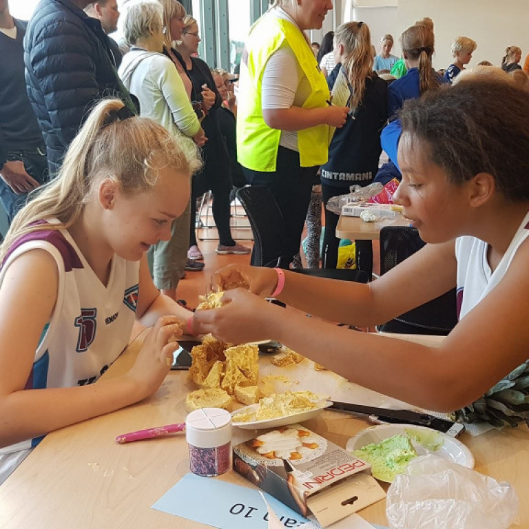 Kökuskreytingar - liðakeppni