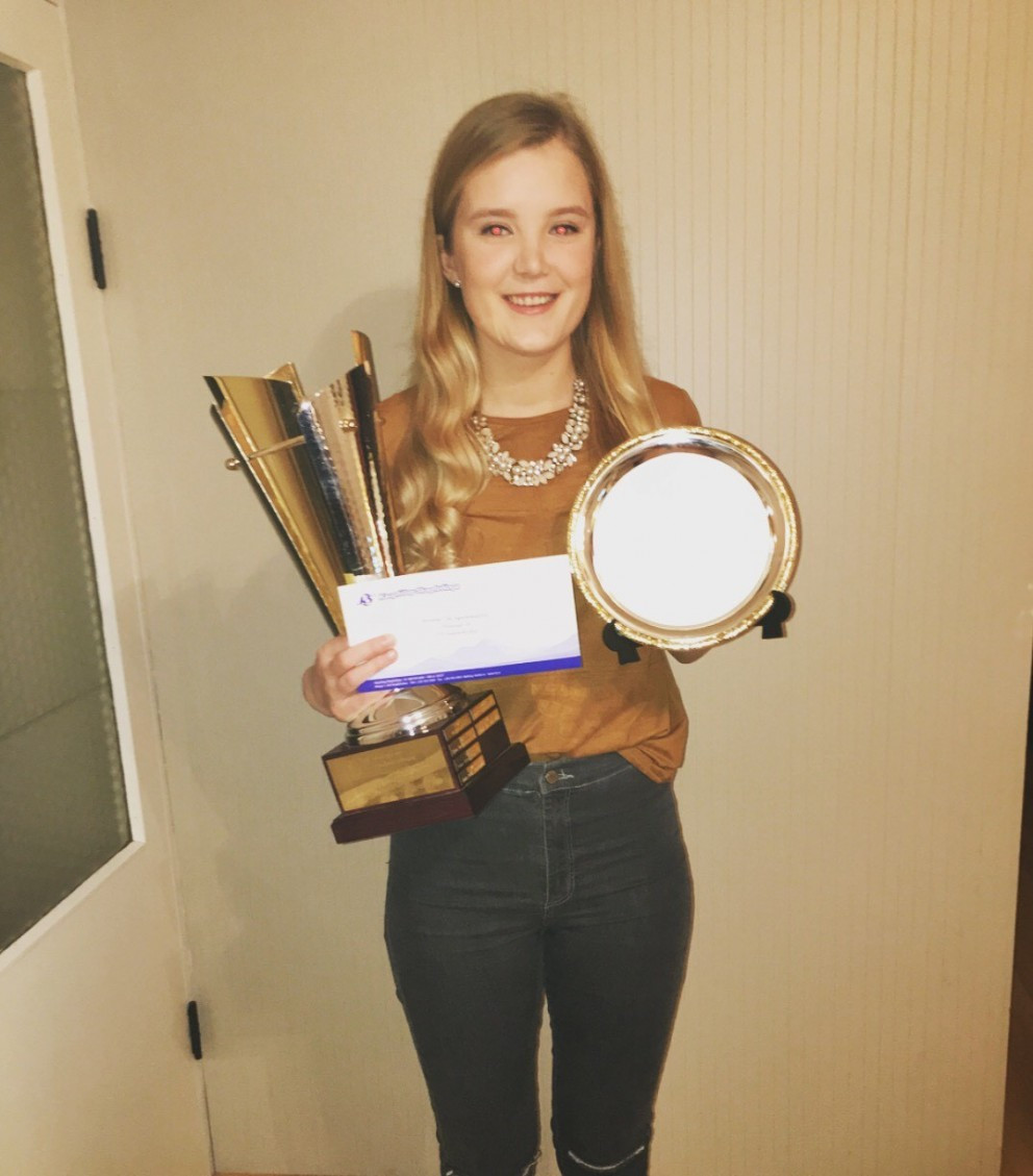 Þóranna Ósk Sigurjónsdóttir hlaut afreksbikar, til minningar um Stefán Guðmundsson fv., stjórnarform…