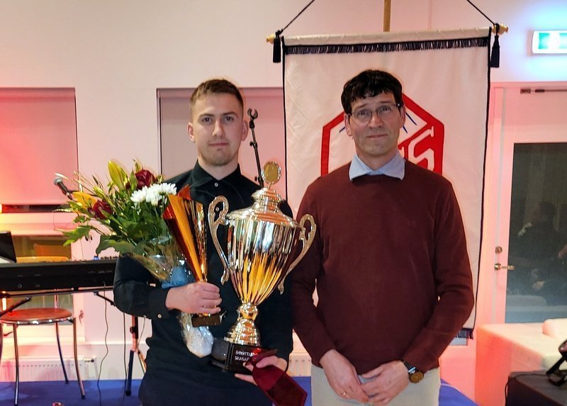 Pétur Rúnar Birgisson Íþróttamaður Skagafjarðar 2022 ásamt formanni UMSS, Gunnar Þór Gestson. Mynd. &hellip;