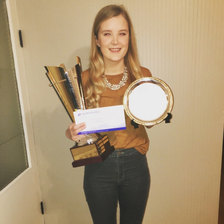 Þóranna Ósk Sigurjónsdóttir hlaut afreksbikar, til minningar um Stefán Guðmundsson fv., stjórnarform…